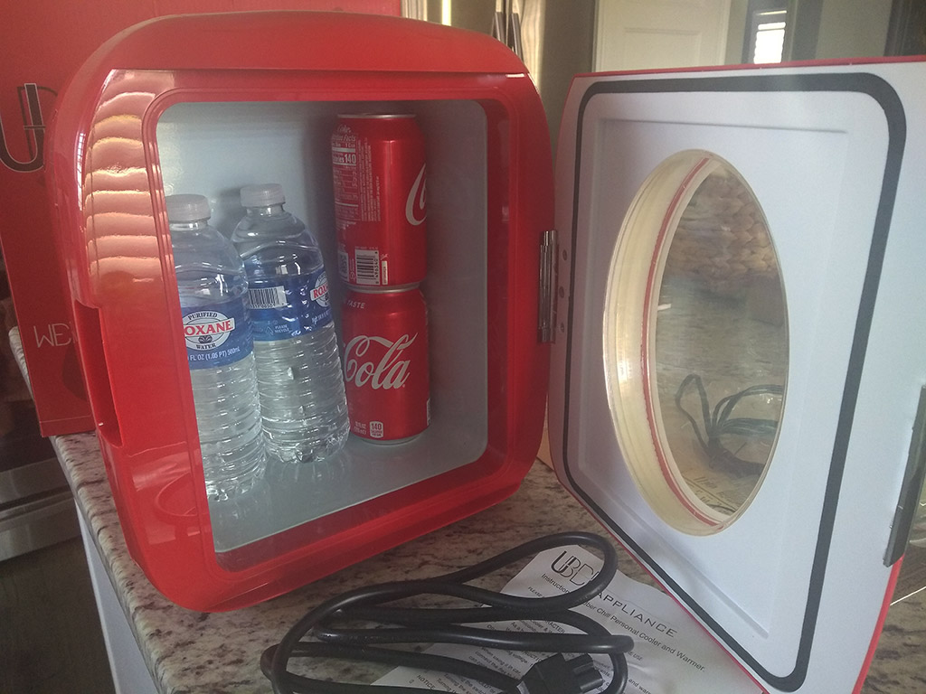 Uber Appliance Uber XL Retro Mini Fridge